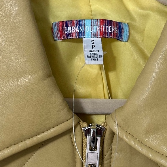 Women's Urban Outfitters UO Annie Faux Leather Liner Vest - Picture 3 of 12